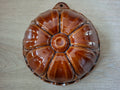 Ronde vintage puddingvorm in de vorm van een bloem