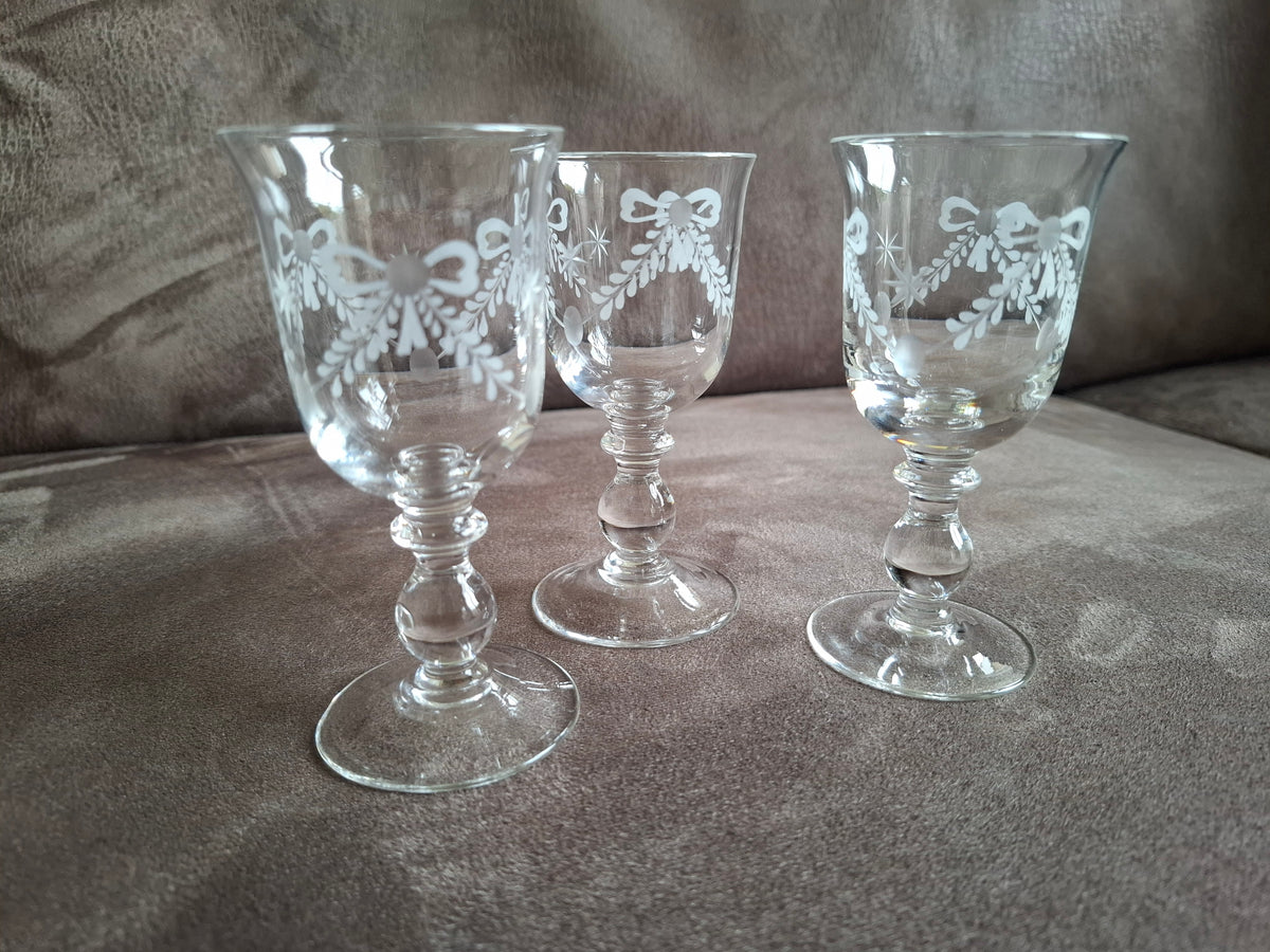 Set van drie royale likeurglazen van Leonardo Romantica
